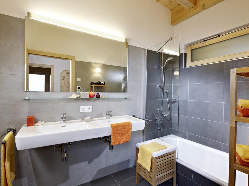 Appartement Waldhaeusl Neukirchen am Großvenediger Kamer foto